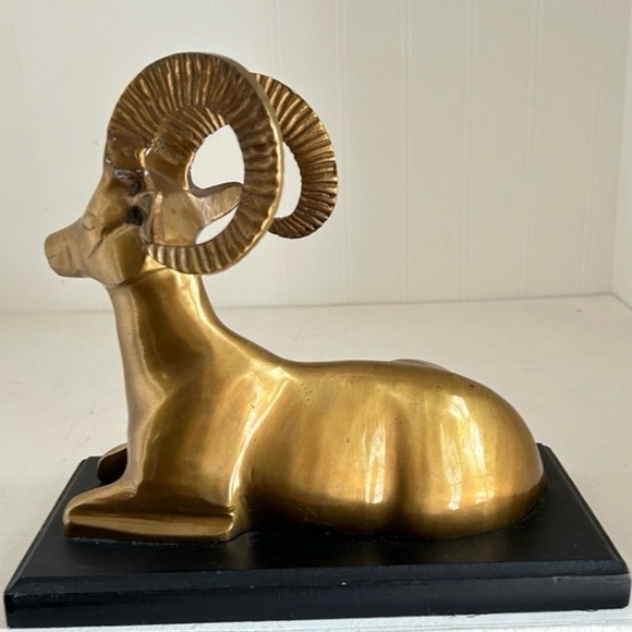 Vintage Midcentury Brass Big Horn Ram Gazelle Antelope Statue Sculpture - Picture 6 of 13